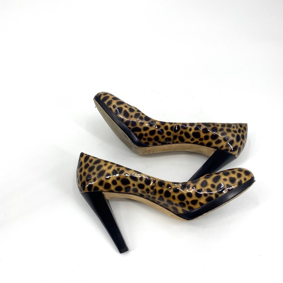 💕SALE💕Via Spiga Patten Leather Animal Print Heel - Picture 5 of 10